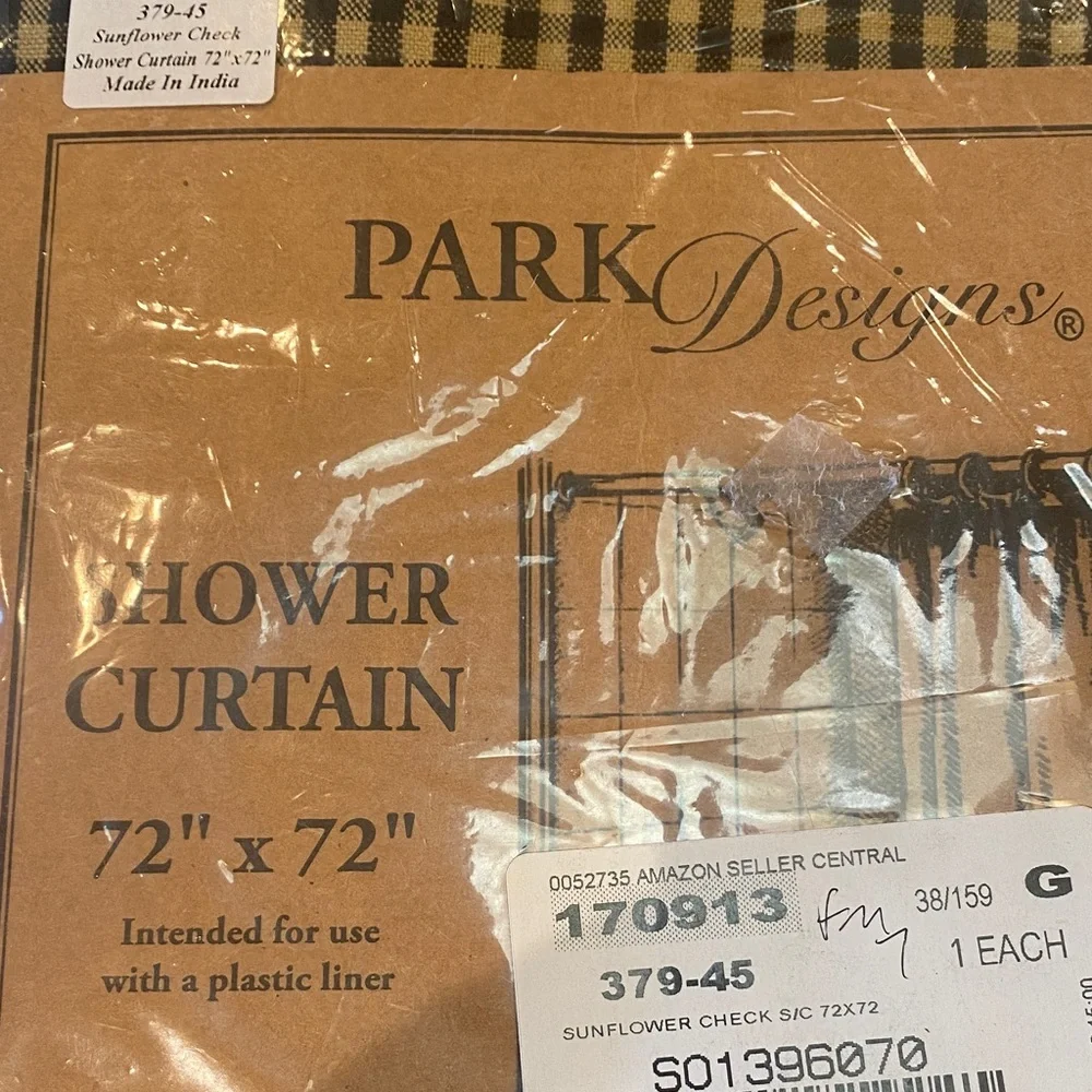 Park Designs NWTBlack & Tan Checkered Shower Curtain with Sunflowers. Beautiful!